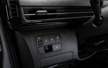 Hyundai Staria, 2023 год, 5 050 000 рублей, 17 фотография