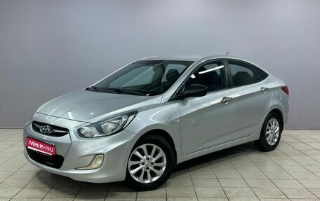 Hyundai Solaris II рестайлинг, 2013 год, 730 000 рублей, 1 фотография
