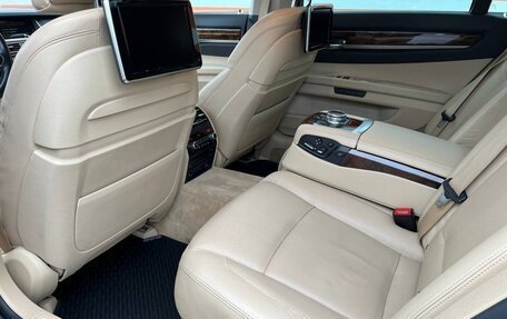 BMW 7 серия, 2013 год, 2 350 000 рублей, 21 фотография