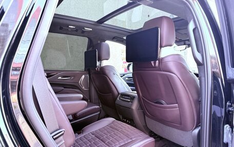 Cadillac Escalade V, 2023 год, 14 500 000 рублей, 17 фотография