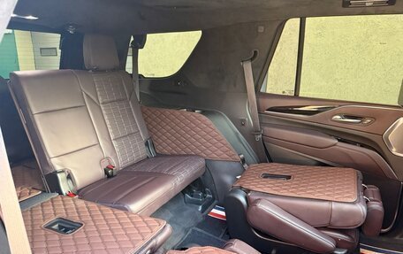 Cadillac Escalade V, 2023 год, 14 500 000 рублей, 16 фотография