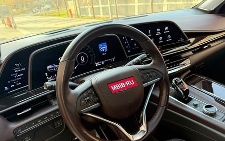 Cadillac Escalade V, 2023 год, 14 500 000 рублей, 19 фотография