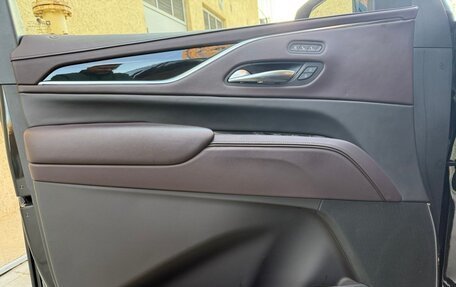 Cadillac Escalade V, 2023 год, 14 500 000 рублей, 20 фотография