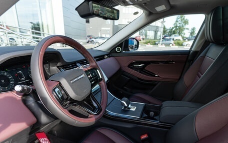 Land Rover Range Rover Evoque II, 2025 год, 6 800 000 рублей, 11 фотография