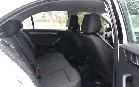 Skoda Rapid I, 2018 год, 1 450 000 рублей, 13 фотография