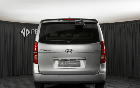 Hyundai Grand Starex Grand Starex I рестайлинг 2, 2019 год, 4 400 000 рублей, 6 фотография