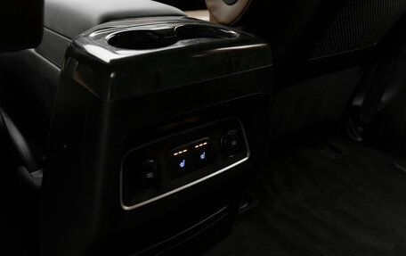 Hyundai Grand Starex Grand Starex I рестайлинг 2, 2019 год, 4 400 000 рублей, 18 фотография