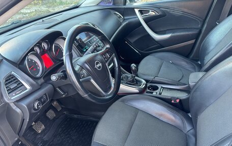 Opel Astra J, 2011 год, 620 000 рублей, 6 фотография