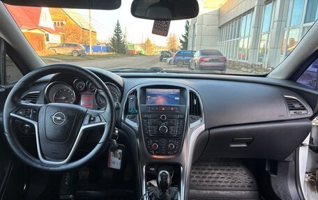 Opel Astra J, 2011 год, 620 000 рублей, 9 фотография