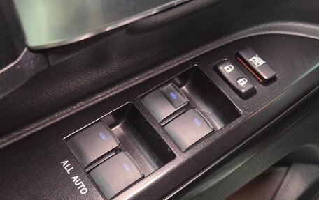 Toyota Land Cruiser 200, 2021 год, 9 799 000 рублей, 9 фотография