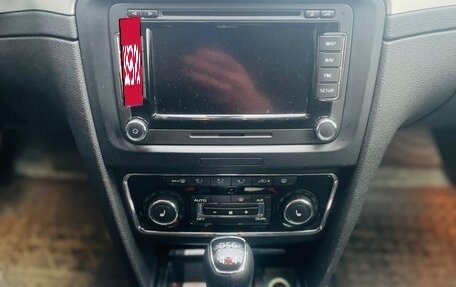 Skoda Superb III рестайлинг, 2014 год, 1 150 000 рублей, 14 фотография