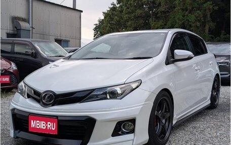 Toyota Auris II, 2016 год, 890 003 рублей, 1 фотография