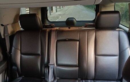 Chevrolet Tahoe III, 2013 год, 2 500 000 рублей, 8 фотография