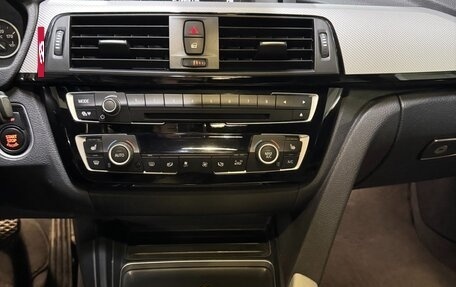 BMW 3 серия, 2016 год, 2 550 000 рублей, 16 фотография