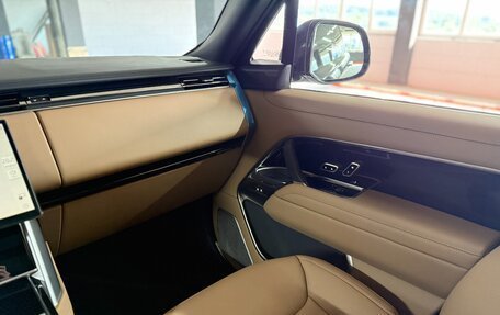 Land Rover Range Rover IV рестайлинг, 2025 год, 20 980 000 рублей, 24 фотография