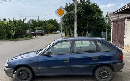 Opel Astra F, 1993 год, 70 000 рублей, 7 фотография