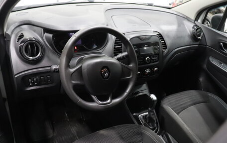 Renault Kaptur I рестайлинг, 2019 год, 1 216 000 рублей, 7 фотография