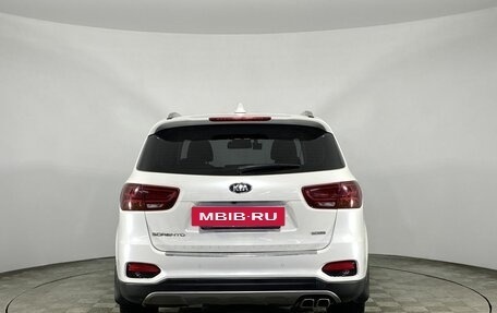 KIA Sorento III Prime рестайлинг, 2018 год, 3 100 000 рублей, 18 фотография