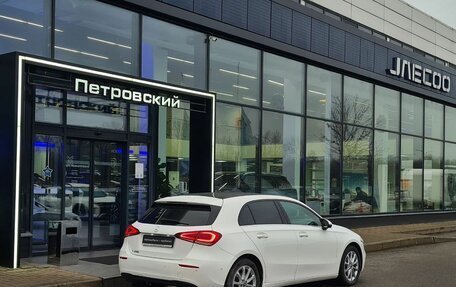 Mercedes-Benz A-Класс, 2019 год, 2 400 000 рублей, 6 фотография