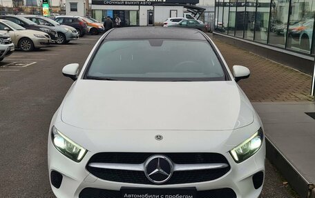 Mercedes-Benz A-Класс, 2019 год, 2 400 000 рублей, 4 фотография