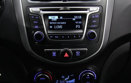 Hyundai Solaris II рестайлинг, 2015 год, 1 009 500 рублей, 20 фотография