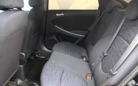 Hyundai Solaris II рестайлинг, 2015 год, 1 009 500 рублей, 24 фотография