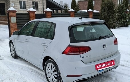 Volkswagen Golf VII, 2018 год, 1 850 000 рублей, 3 фотография