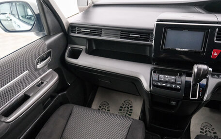 Honda Stepwgn IV, 2015 год, 1 899 000 рублей, 12 фотография