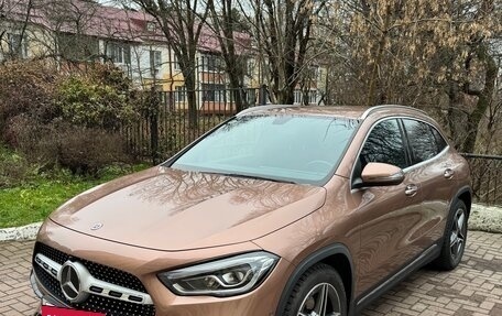 Mercedes-Benz GLA, 2020 год, 4 000 000 рублей, 3 фотография