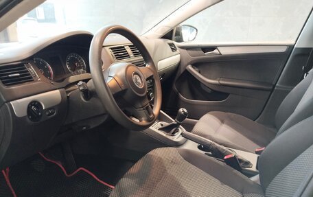 Volkswagen Jetta VI, 2012 год, 869 000 рублей, 7 фотография