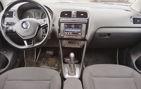 Volkswagen Polo VI (EU Market), 2017 год, 1 102 000 рублей, 5 фотография