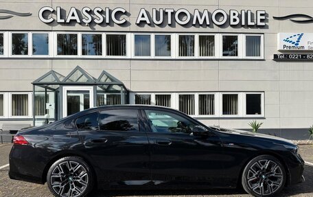 BMW 5 серия, 2025 год, 5 690 032 рублей, 4 фотография