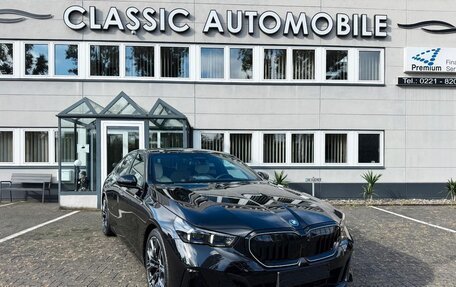 BMW 5 серия, 2025 год, 5 690 032 рублей, 2 фотография