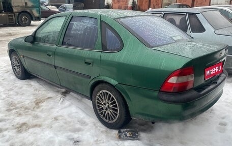Opel Vectra B рестайлинг, 1997 год, 60 000 рублей, 1 фотография