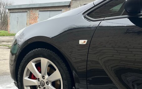 Opel Astra J, 2013 год, 1 050 000 рублей, 26 фотография