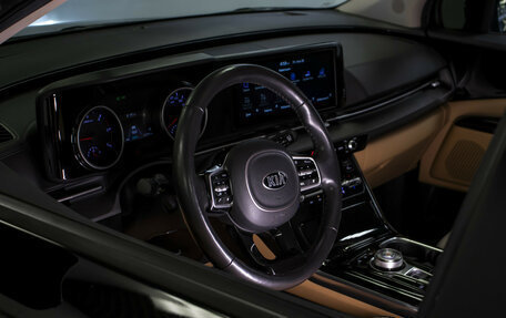 KIA Carnival, 2021 год, 3 590 000 рублей, 19 фотография