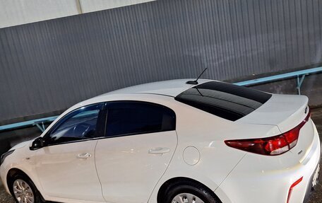 KIA Rio III рестайлинг, 2017 год, 999 000 рублей, 3 фотография