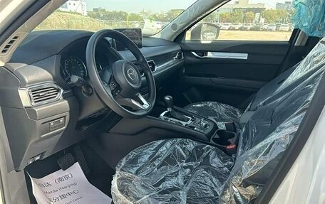 Mazda CX-5 II, 2025 год, 2 430 000 рублей, 13 фотография