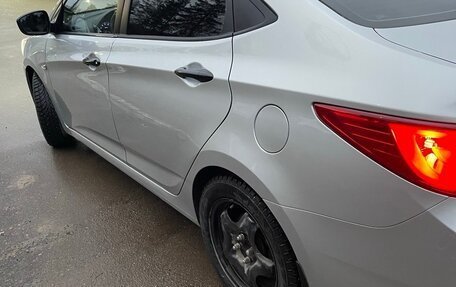 Hyundai Solaris II рестайлинг, 2015 год, 780 000 рублей, 4 фотография