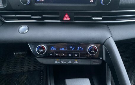 Hyundai Elantra, 2021 год, 2 200 000 рублей, 14 фотография