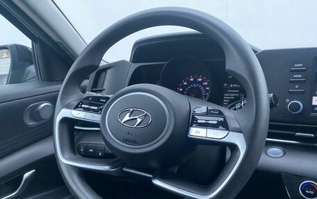 Hyundai Elantra, 2021 год, 2 200 000 рублей, 16 фотография