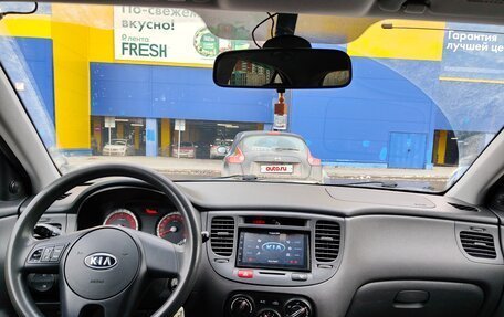 KIA Rio II, 2010 год, 600 000 рублей, 24 фотография