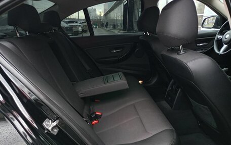 BMW 3 серия, 2015 год, 2 079 000 рублей, 15 фотография