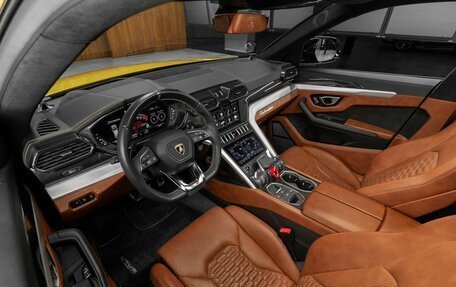 Lamborghini Urus I, 2019 год, 25 000 000 рублей, 14 фотография