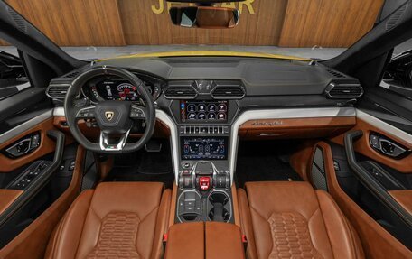 Lamborghini Urus I, 2019 год, 25 000 000 рублей, 18 фотография