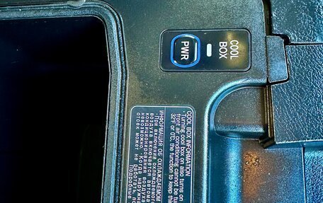 Toyota Land Cruiser 200, 2013 год, 3 850 000 рублей, 6 фотография