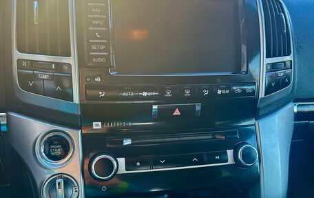 Toyota Land Cruiser 200, 2013 год, 3 850 000 рублей, 9 фотография