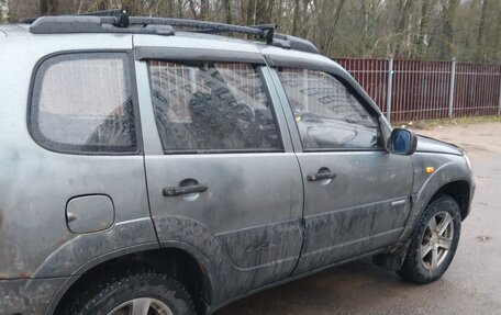 Chevrolet Niva I рестайлинг, 2009 год, 280 000 рублей, 2 фотография