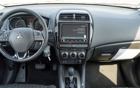 Mitsubishi ASX I рестайлинг, 2025 год, 2 501 000 рублей, 16 фотография