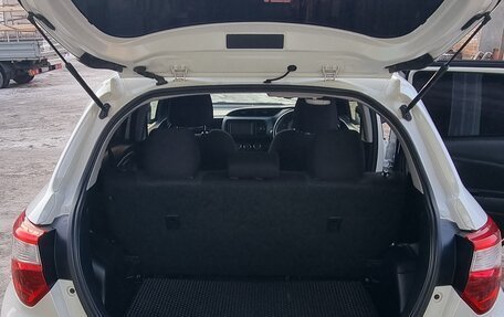 Toyota Vitz, 2019 год, 945 000 рублей, 17 фотография